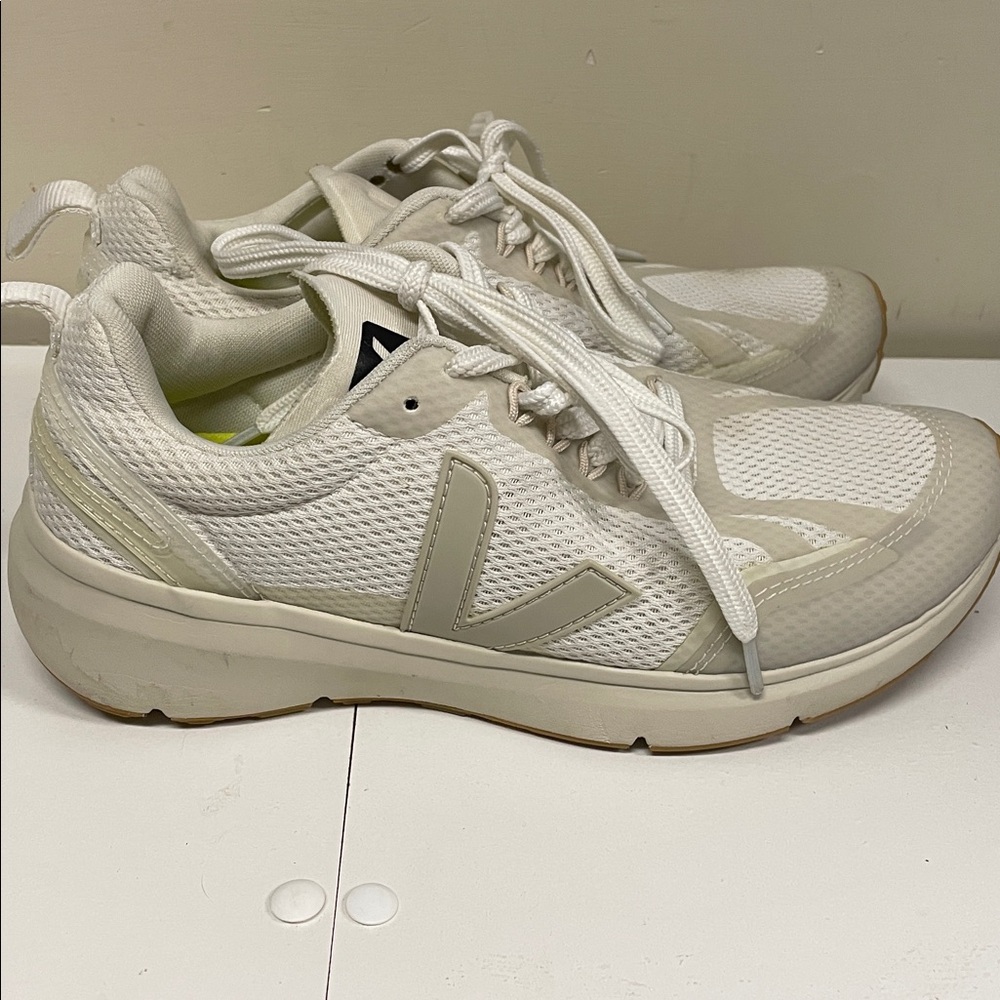 Veja CONDOR 2 ALVEOMESH WHITE PIERRE size 7